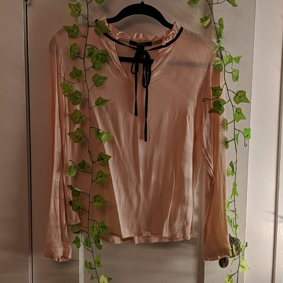Forever 21 sheer blouse - Picture 2 of 4